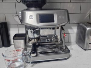 Is It Safe to Descale Coffee Machine With Vinegar